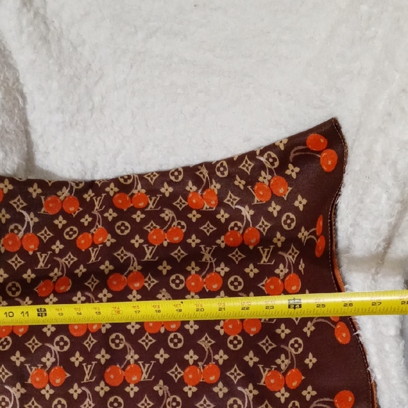 Large Louis Vuitton Cherry Motif Scarf in Brown and Red - Picture 5 of 10
